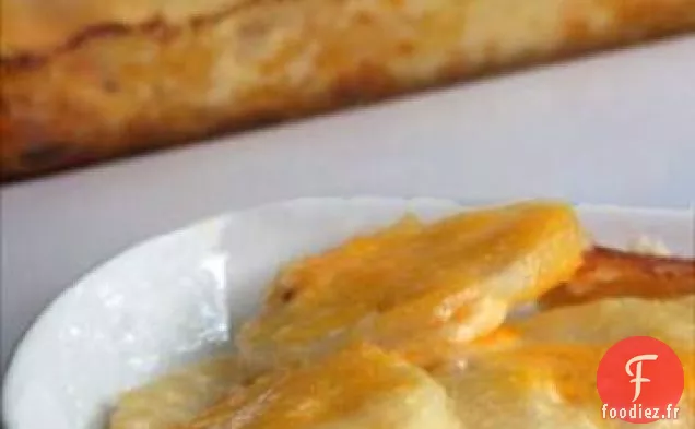 Pommes de Terre Festonnées Au Cheddar Simplement Riches