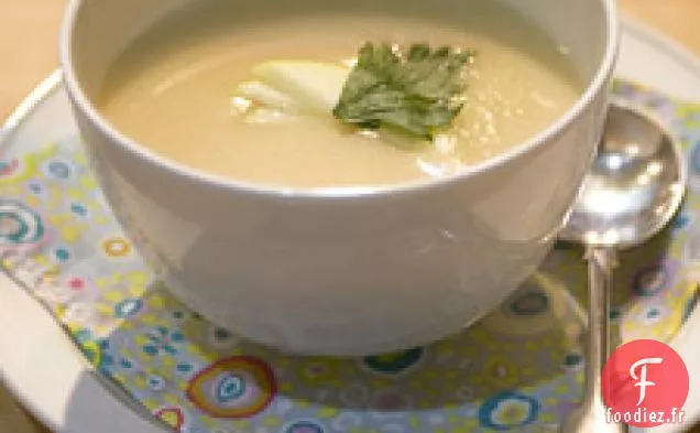 Soupe Aux Pommes D'Or Au Céleri-Rave Et Au Gingembre