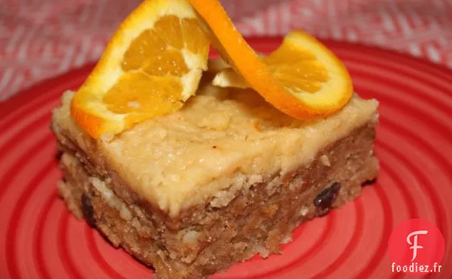 Gâteau Au Rhum De Patate Douce Des Caraïbes Avec Glaçage Au Rhum Au Beurre