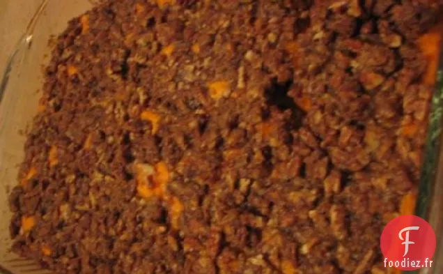 Cuisson de Patates Douces Écrasées à l'érable Avec Streusel aux Pacanes Épicées