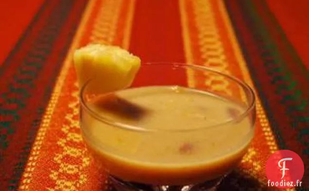 Soupe aux Fruits Épicés et à la Crème