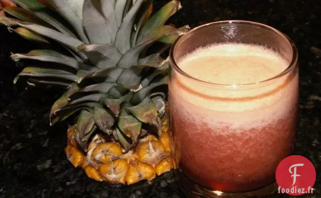 Punch d'Été (Ananas, Fraise, Jus de Raisin)