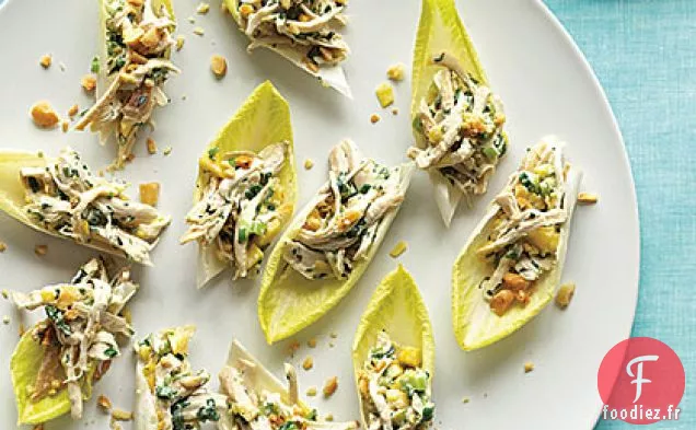 Bateaux de Poulet à la Mangue aux Noix de Macadamia