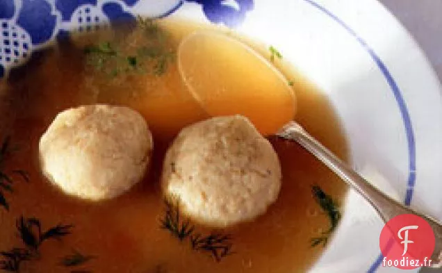 Soupe aux Boules de Matzo de Tante Gillie