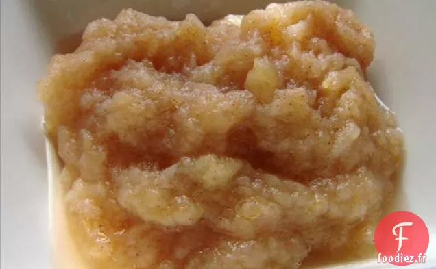 Croustillant aux Pommes Et aux Dattes