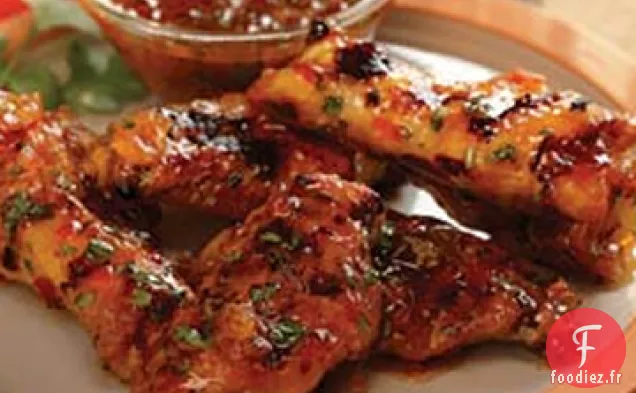 Ailes de Poulet Grillées au Piment Rouge Sucré et Glaçage à la Pêche