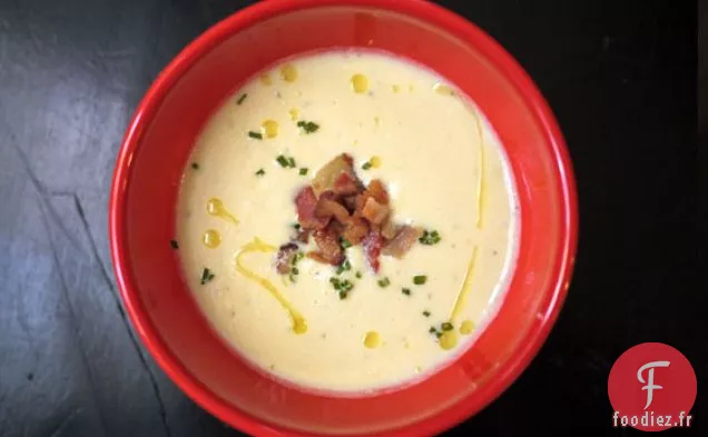 Soupe Crémeuse De Chou-Fleur Au Bacon Et Au Fromage Bleu