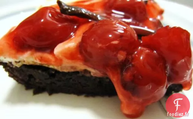 Gâteau Forêt-Noire Avec Glaçage Mousse Chocolat-Amande
