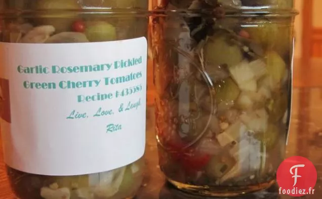 Tomates Cerises Vertes Marinées à l'Ail Et au Romarin