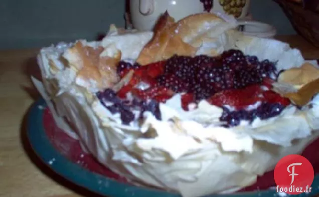 Pétales De Phyllo Aux Baies