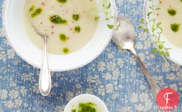 Soupe De Céleri-Rave, Fenouil Et Patate Douce Au Persil Aux Amandes