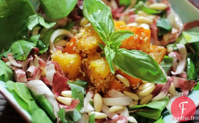 Chicorée Rouge, Courge Musquée Rôtie Et Feuilles Mélangées
