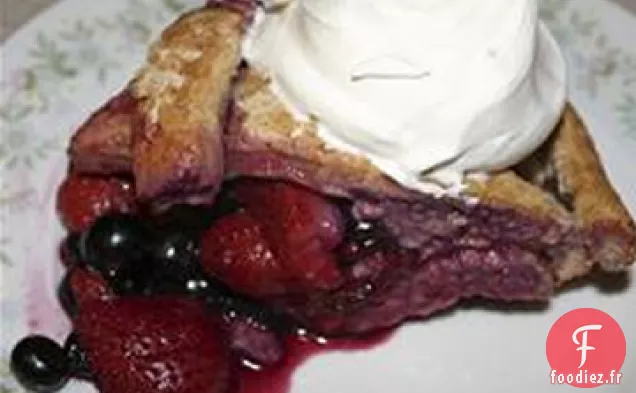Tarte aux Baies Mélangées à la Croûte de Blé Entier au Miel