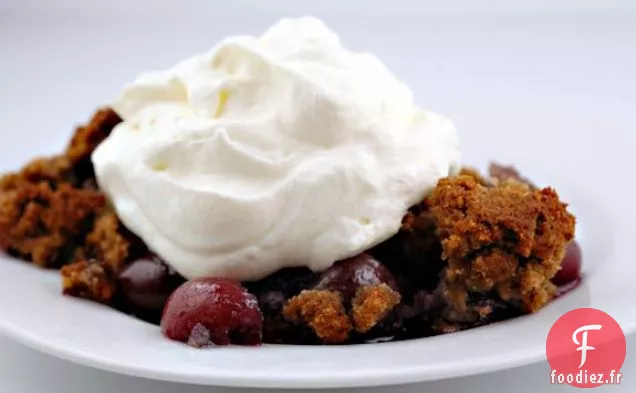 Crumble aux Cerises Et aux Myrtilles