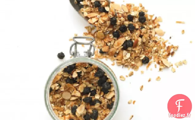 Granola aux Bleuets et aux Amandes