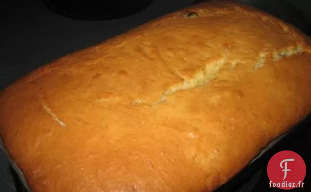 Pain au Thé aux Myrtilles Et aux Amandes
