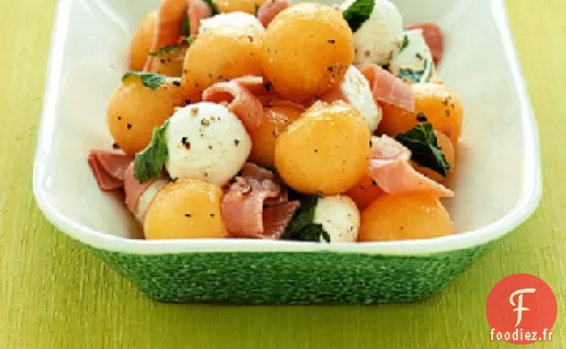 Salade de Cantaloup et Bocconcini à la Menthe