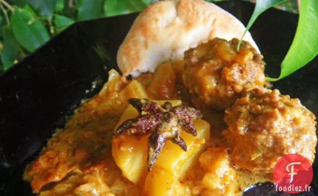 Curry de Boulettes de Viande Malaisiennes de Grand-Mère