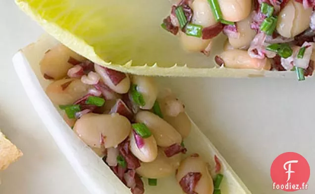 Lances d'Endives avec Salade de Radicchio de Haricots Blancs