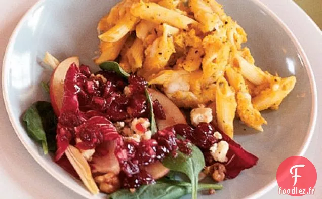 Salade d'Endives Belges et de Pommes avec Vinaigrette aux Canneberges