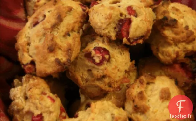 La version de Tarrah des Scones Orange-Canneberge