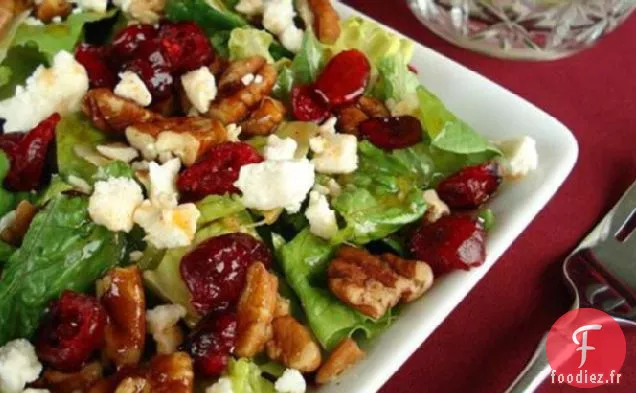 Salade De Noix De Pécan Aux Canneberges Et Au Fromage Feta