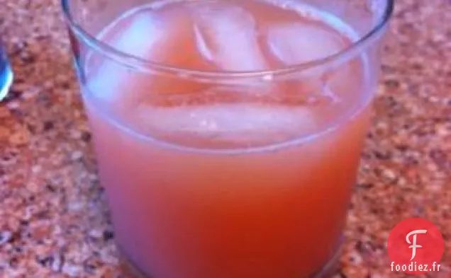 Cocktail sans Alcool aux Boucles de Fruits