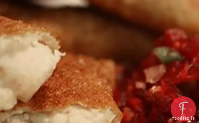 Wontons restants de Thanksgiving avec Salsa aux canneberges