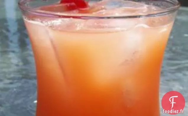Cocktail au Coucher du Soleil Hawaïen