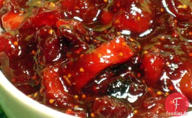 Sauce aux Canneberges Au Porto, Romarin et Figues Sèches