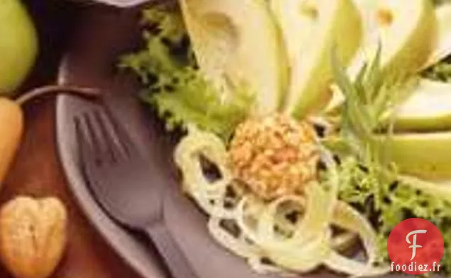 Salade de Fromage aux Herbes Cloutées aux Noix