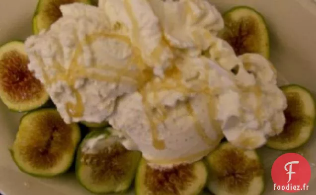 Figues au Caramel et Crème Glacée