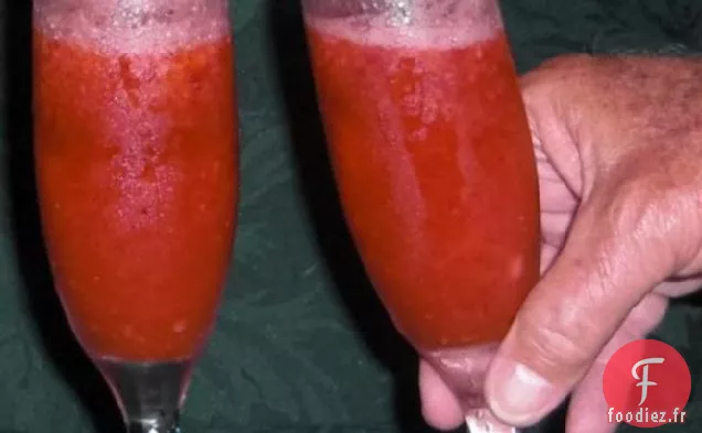 Cocktail au Champagne aux Fraises