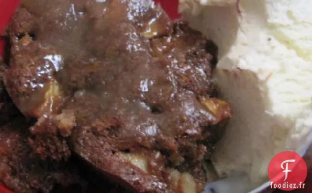 Gâteau aux Pommes au Caramel au Sucre Brun