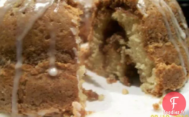 Gâteau Bundt Streusel à la Cannelle