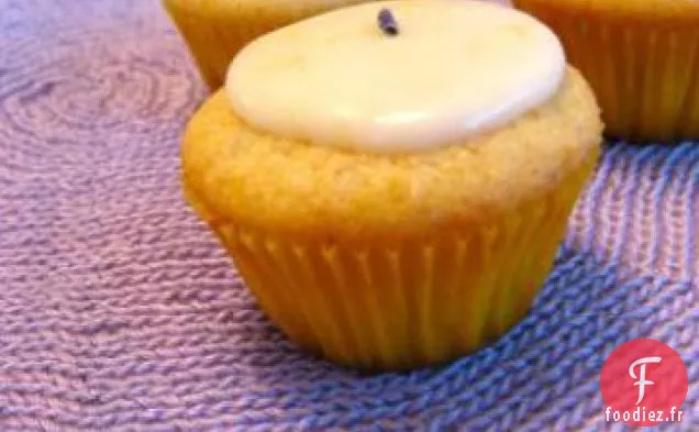 Cupcakes À La Lavande Et Au Citron (Avec Glaçage)