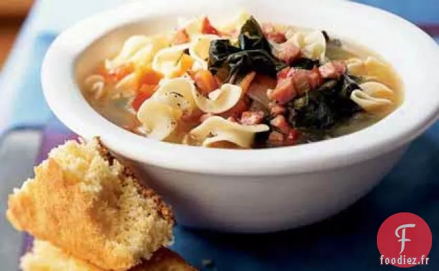 Bol de Jambon, de légumes verts et de Nouilles aux œufs