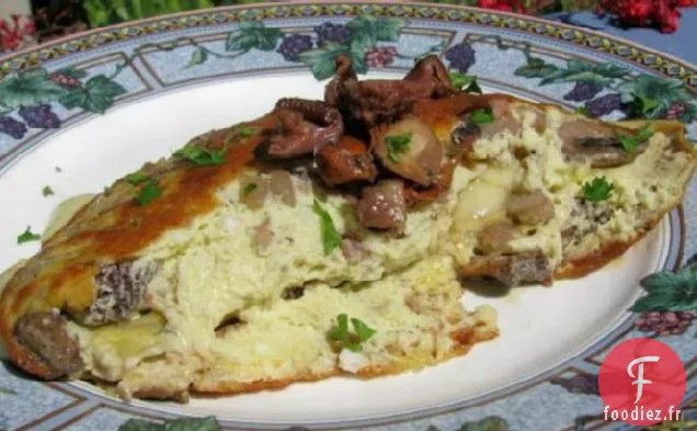 Omelette Soufflée Aux Champignons Brie et Oignons
