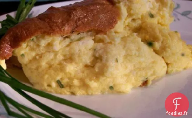 Soufflé au Fromage aux Oignons Verts et Ciboulette