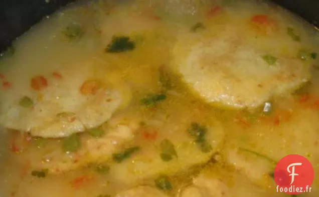 Sopa De Capirotadas Hondurienas (Soupe de Gâteau au Fromage et à la Semoule de Maïs)