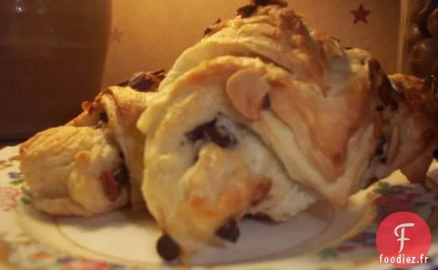 Croissants Aux Trois Fromages