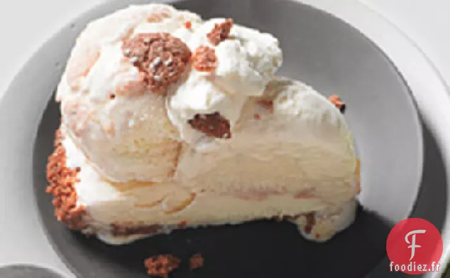 Tarte à la Crème Glacée aux Pêches avec Croûte de Biscuits Amaretti