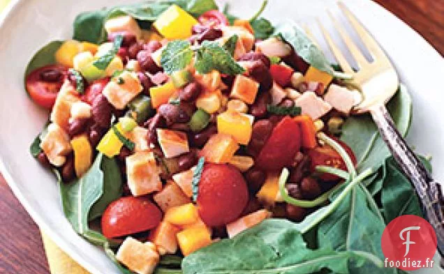 Dinde Fumée, Haricots Noirs, Poivron Et Salade De Maïs