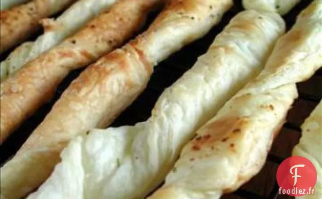 Torsions de Pâte Feuilletée Au Parmesan