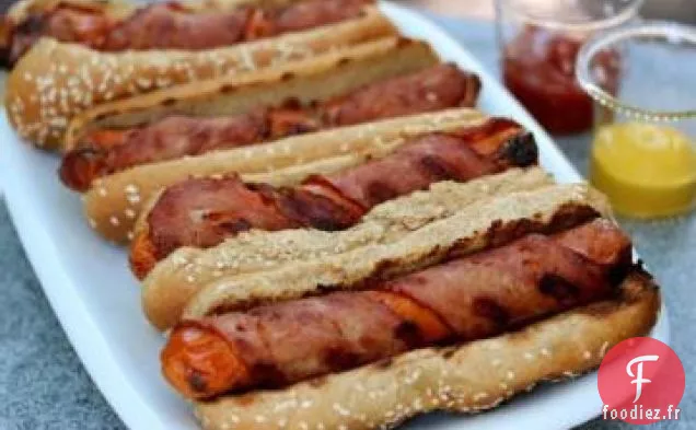 Hot-Dog Enveloppé de Bacon