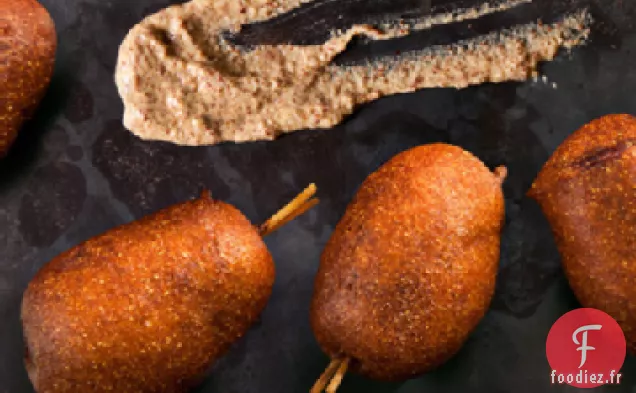 Mini Chiens de Maïs à la Bière et à la Saucisse