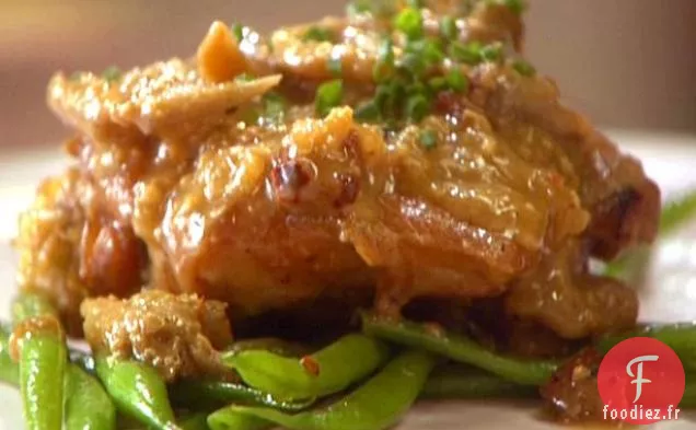 Poulet Braisé aux Champignons et Amandes