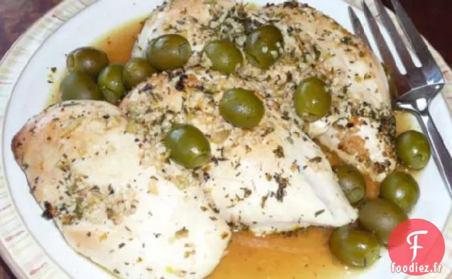 Poulet Rôti Au Citron Et À L'Ail Aux Olives Vertes