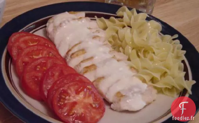 Poitrine De Poulet Solo Avec Sauce Au Rhum Au Miel