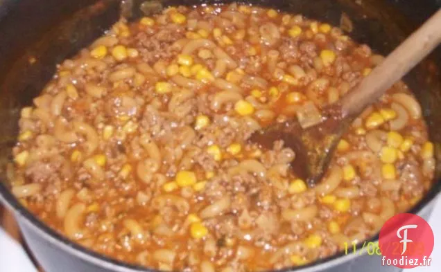 Poulet Persan ou Canard à la Sauce aux Noix de Grenade (Fesenjan)